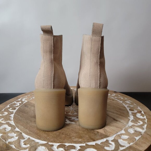 Dolce Vita "Celia" Beige Platform Lug Sole Ankle Boots 6.5M Leather Upper - Picture 4 of 12